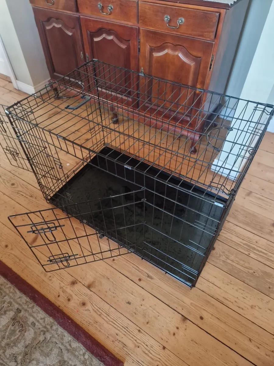 Dog crate used for 3 months - Image 1