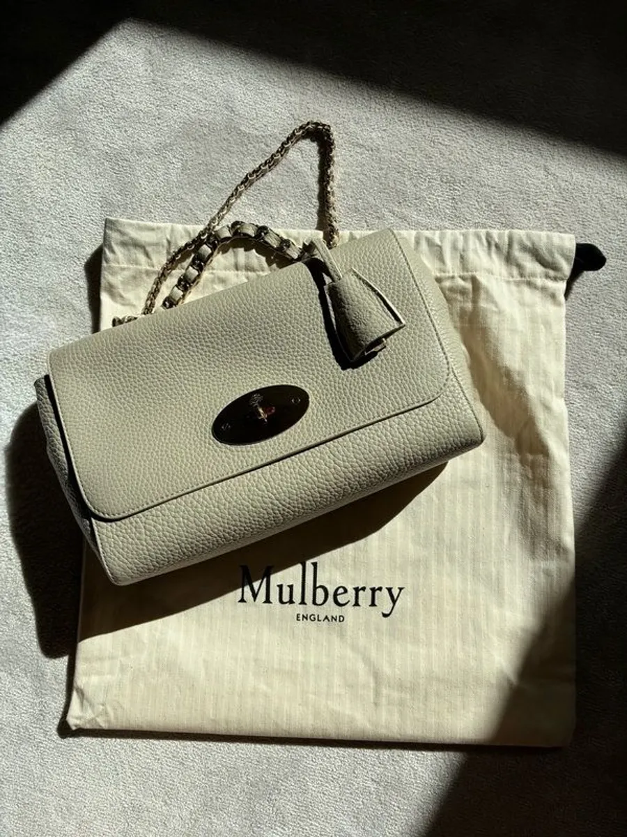 Mulberry Medium Lily with Top Handle - Image 1