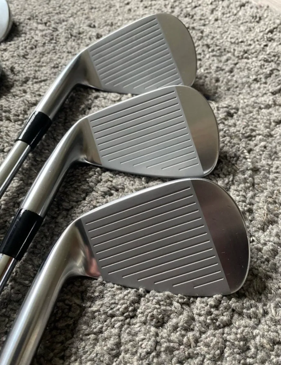 As New Mizuno Pro 243 4-PW - Image 3