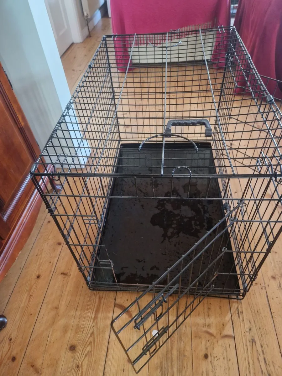 Dog crate used for 3 months - Image 3