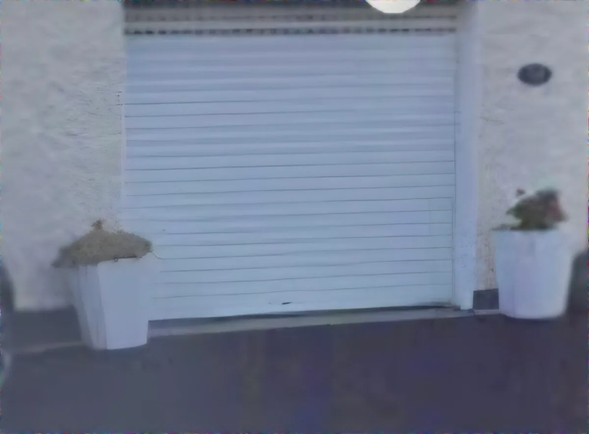 Insulated shutter door - Image 1