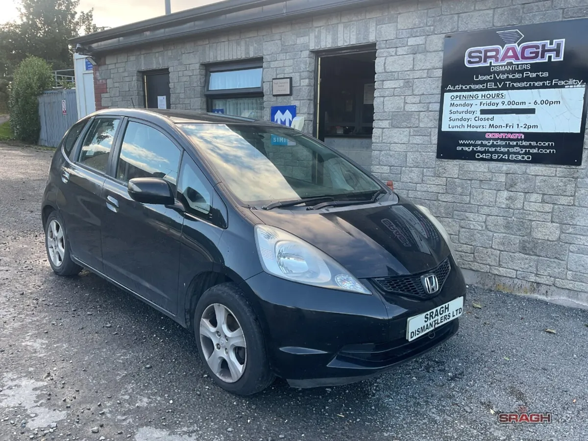 2011 HONDA JAZZ Es I Vtec - Image 2
