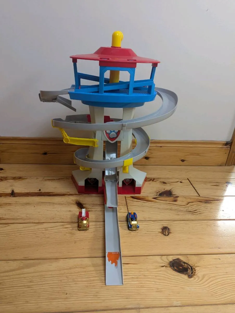 Paw Patrol Look Out Tower - Image 1