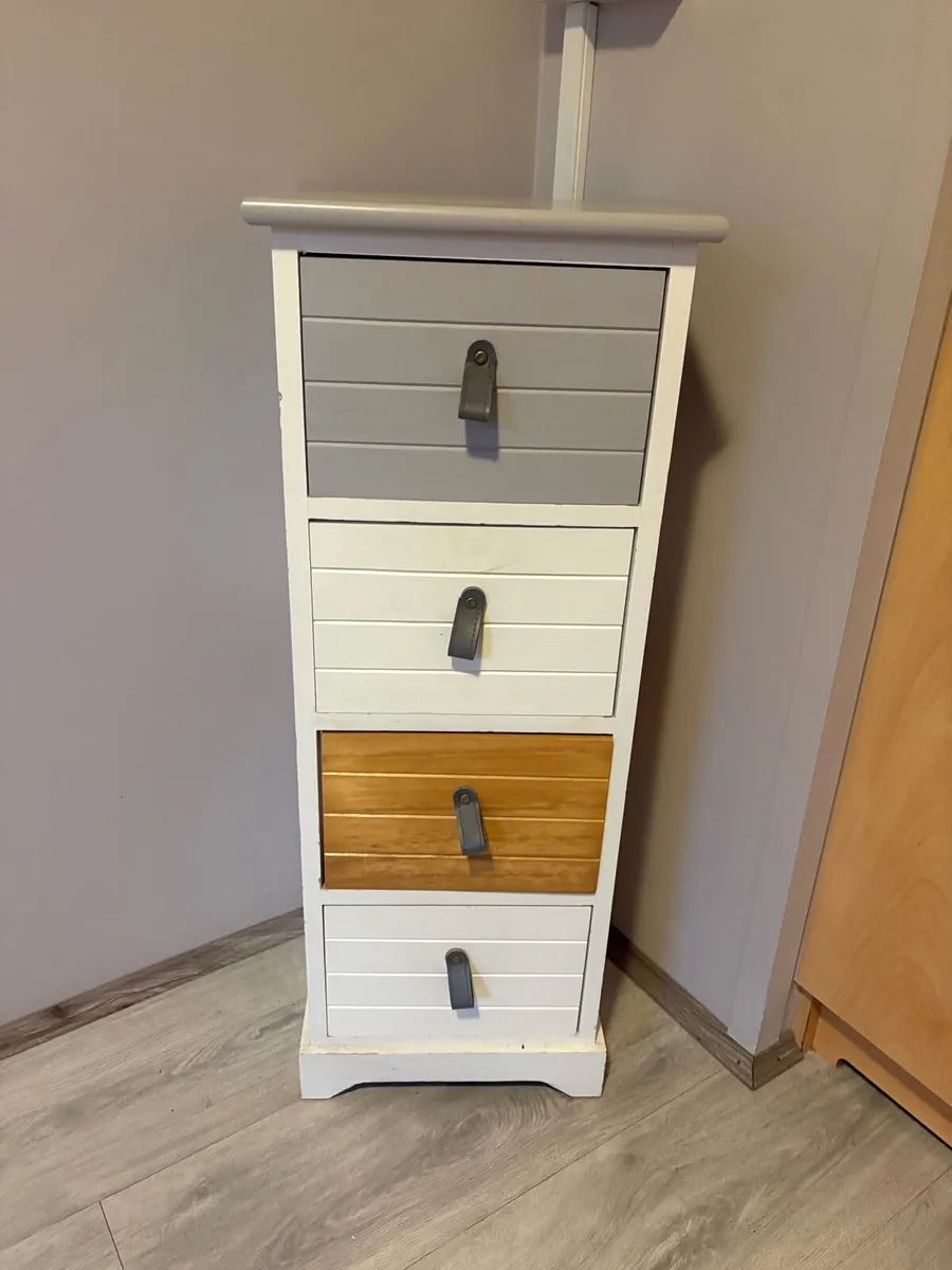 Tallboy - Image 1