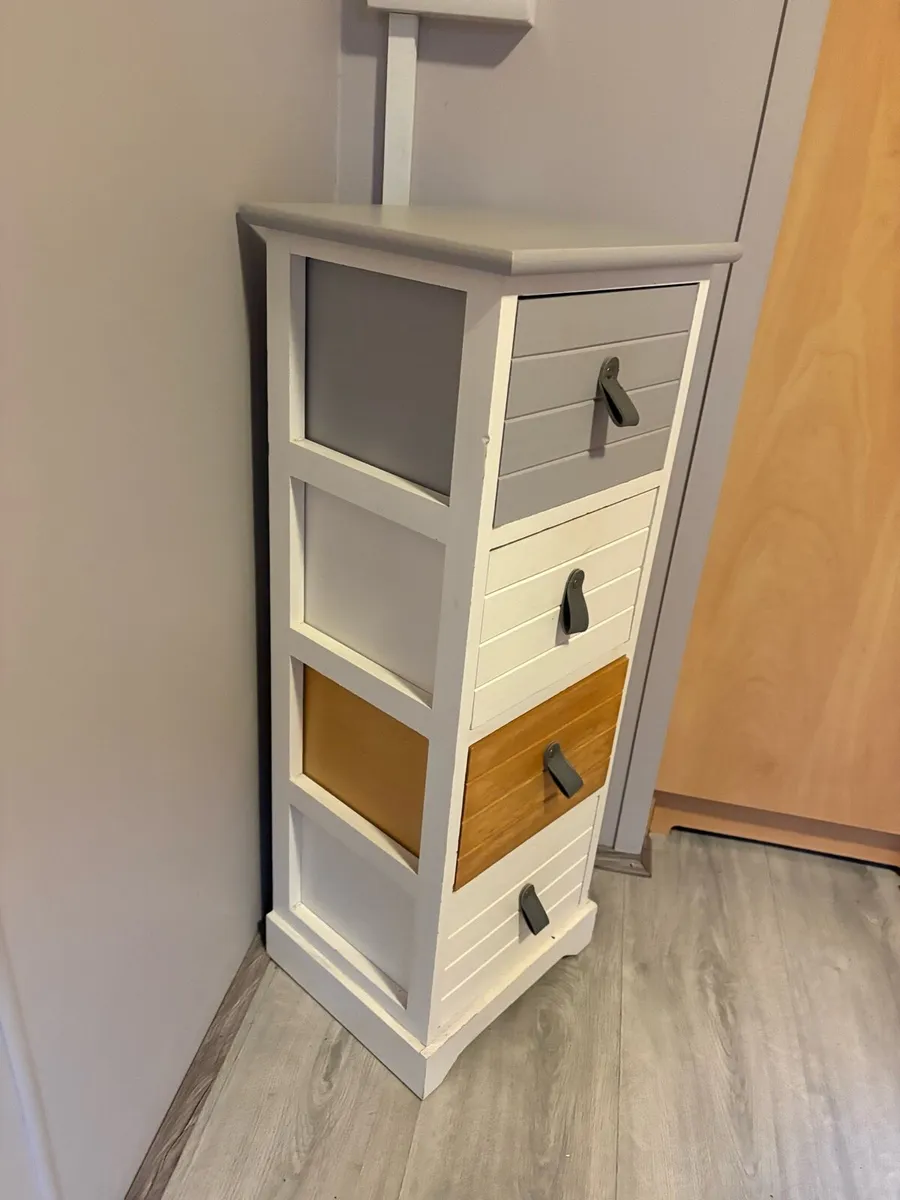 Tallboy - Image 2