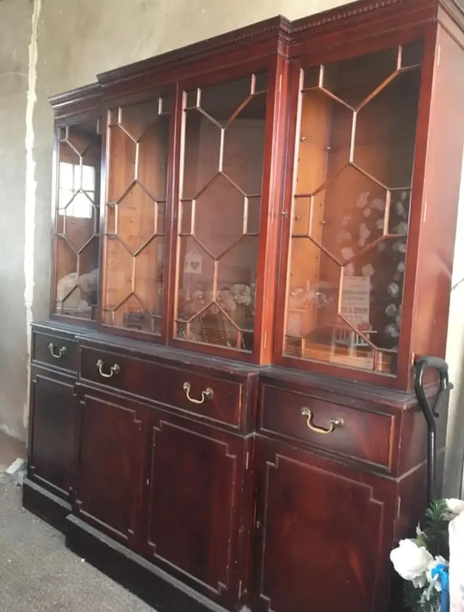 Furniture unit