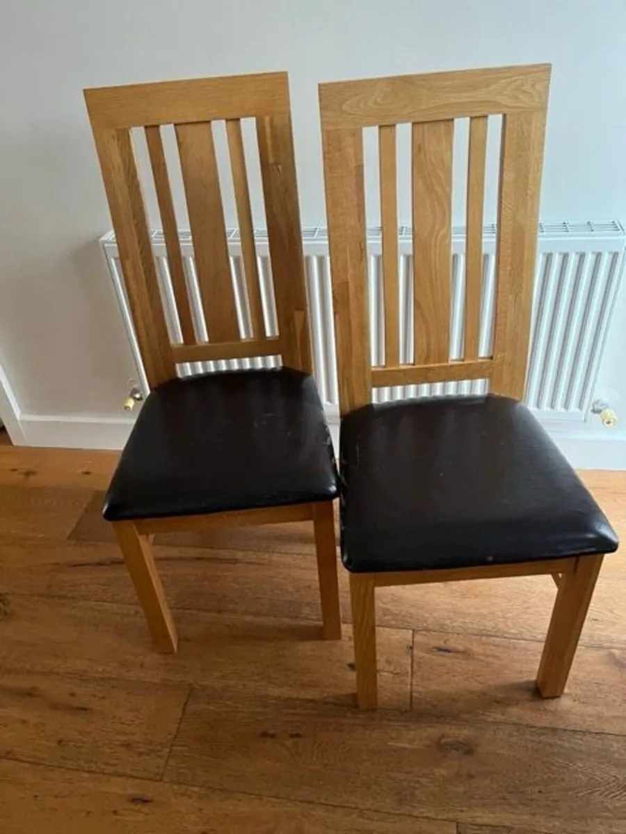 8 Solid Oak Chairs - Excellent Condition - Image 3