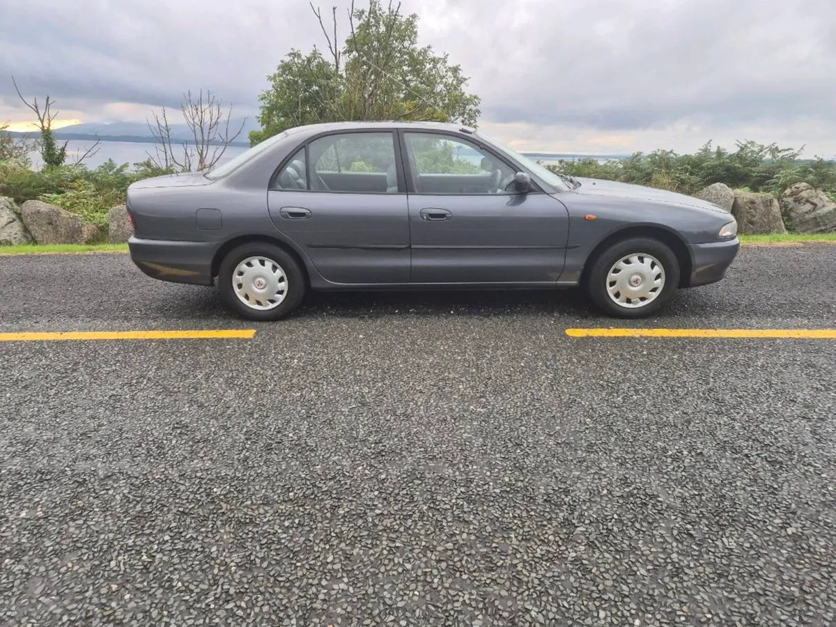Mitsubishi Galant 1.8 Automatic GLSI - Image 4