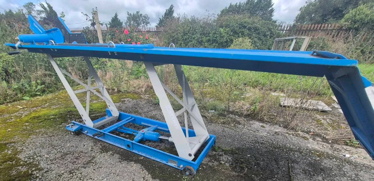 Motorbike lift - Image 3