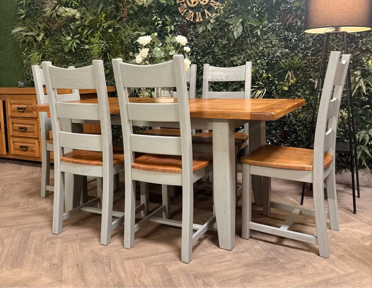 Extending Danube oak kitchen table & 6 chairs/dini - Image 3