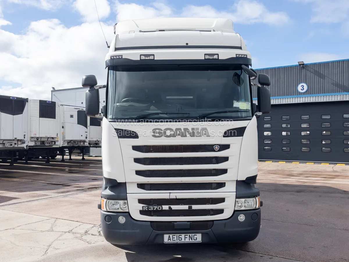 2016 SCANIA R370 CURTAINSIDER - Image 2