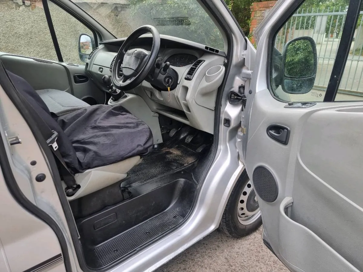Renault Trafic 6 speed test 5/27. - Image 3