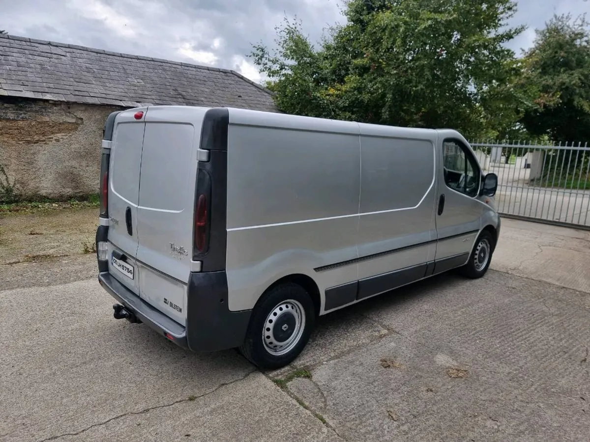 Renault Trafic 6 speed test 5/27. - Image 1