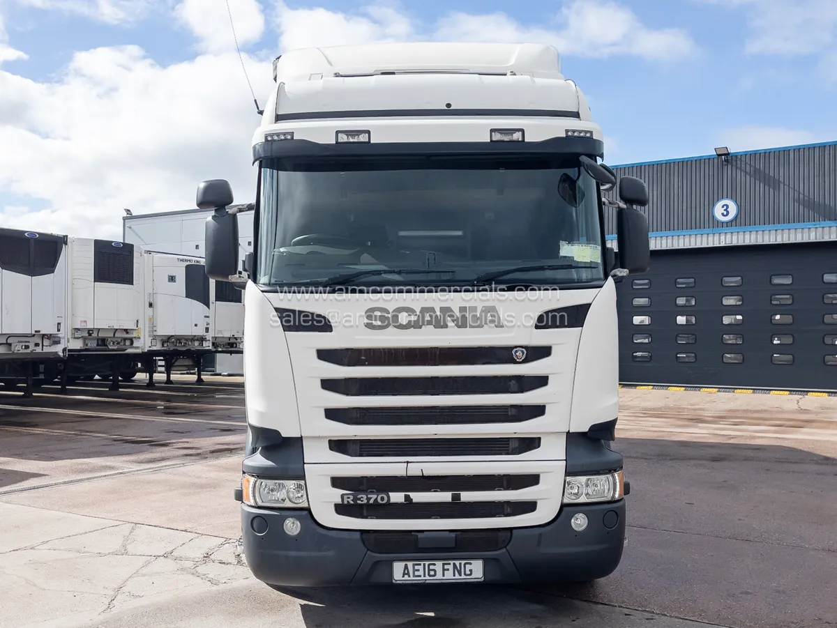 2016 SCANIA R370 CURTAINSIDER - Image 2