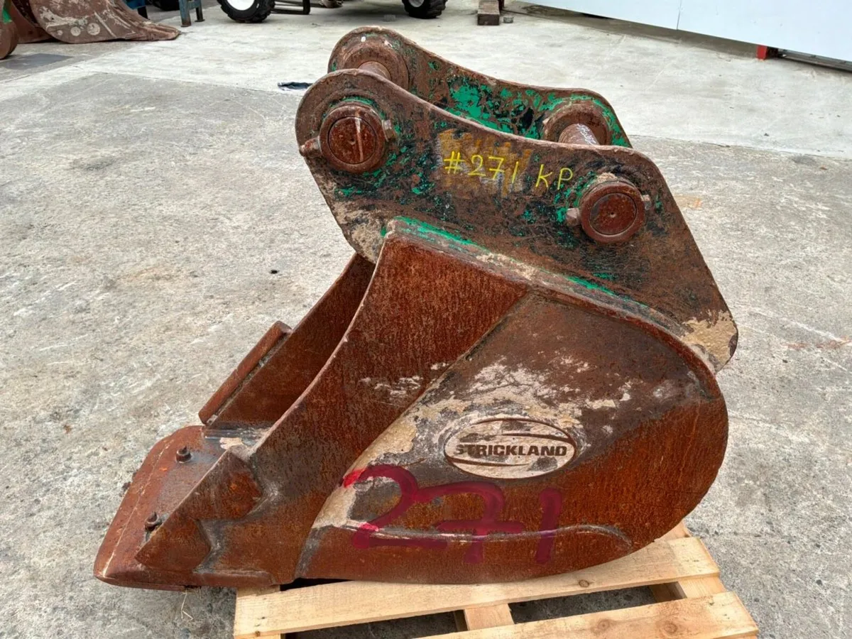 24" Strickland digging Bucket........65mm pins.... - Image 3