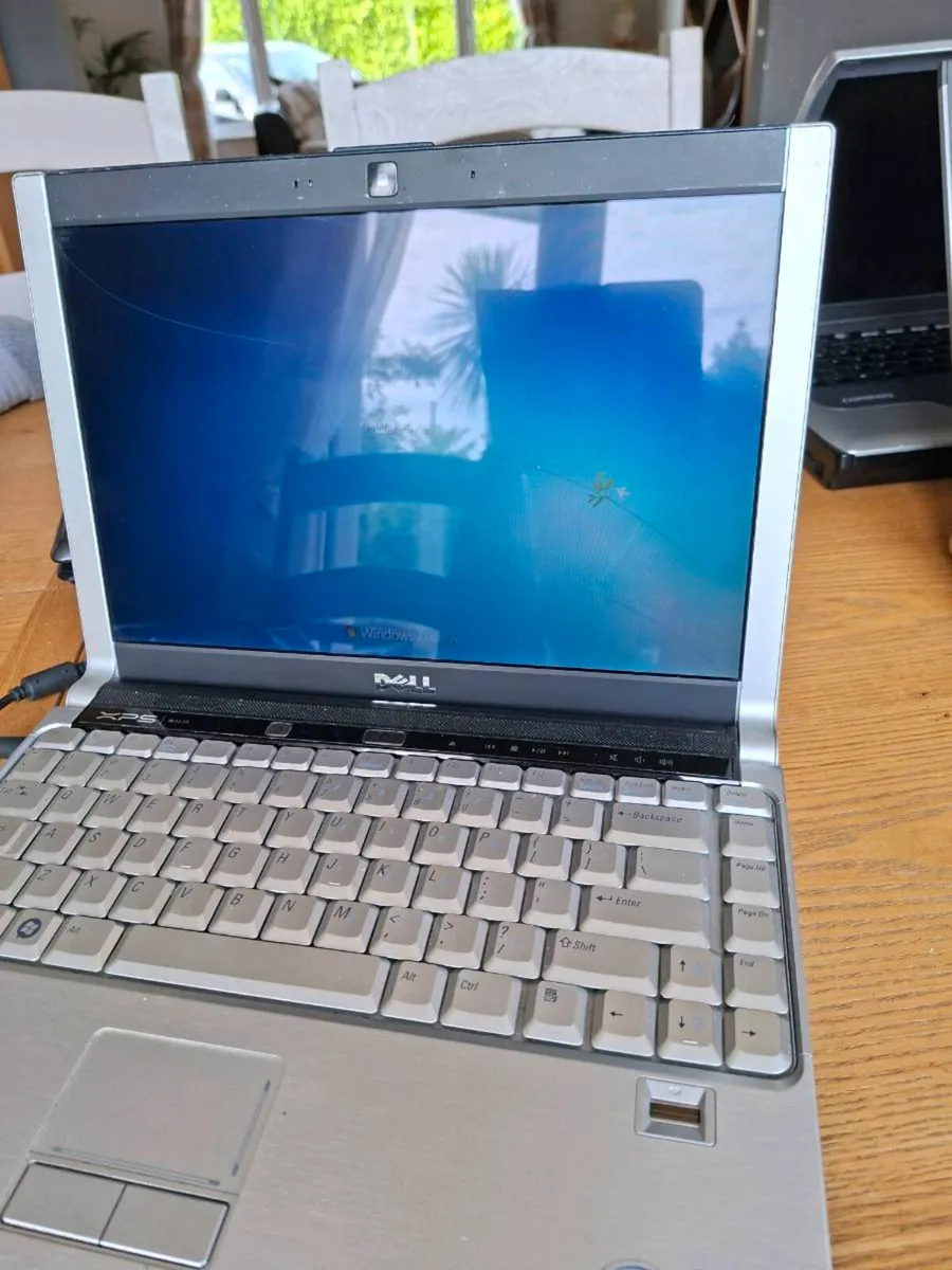 Dell Laptop - Image 1