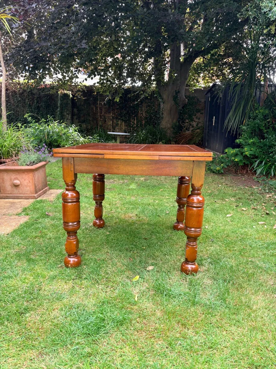 Dining table and 4 chairs - Image 1