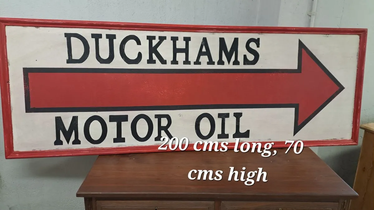 Large vintage style wooden duckhams oil sign - Image 4