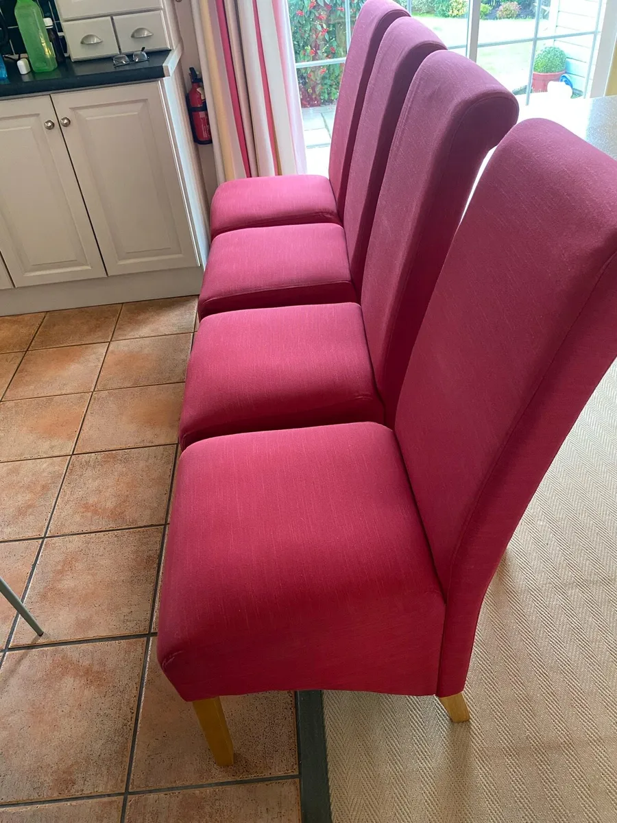 Extendable Kitchen Table & 4 Upholstered Chairs - Image 3
