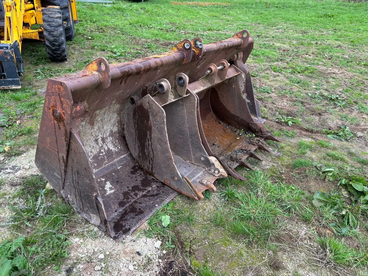 JCB 3CX Sitemaster 4x4 - Image 2