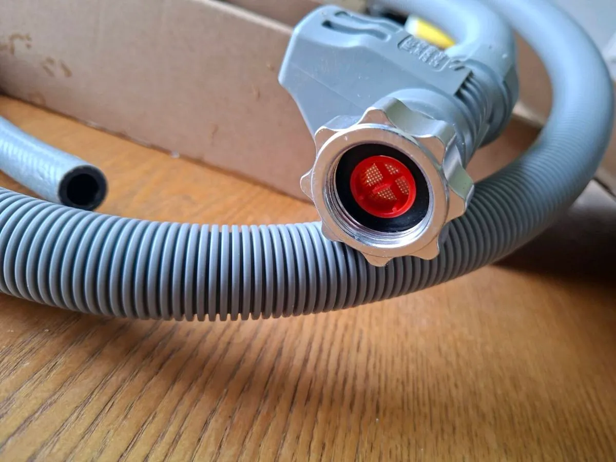 Dishwasher Hose - Image 3