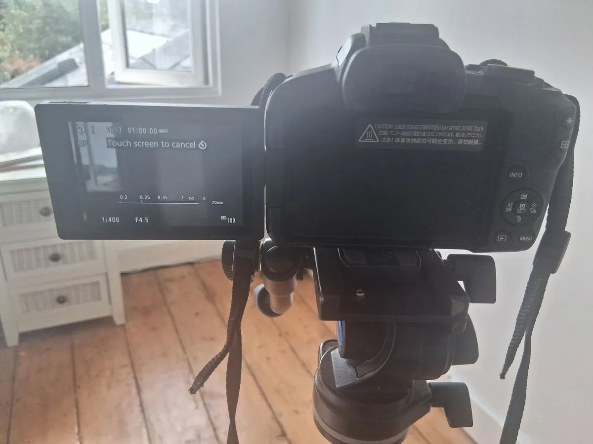 Canon Professional Camera, Lens and Tripod - Image 3