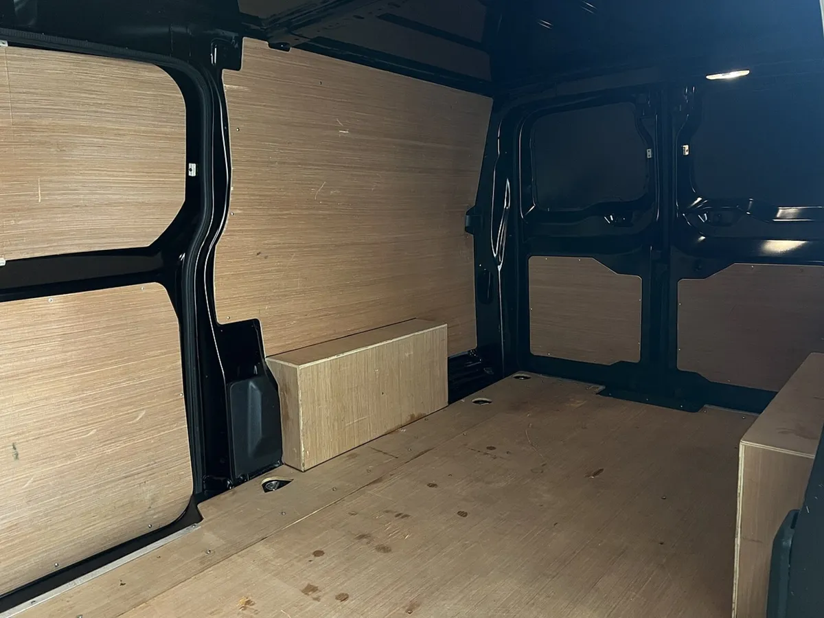 2023 Citroen Dispatch Panel Van - Image 3