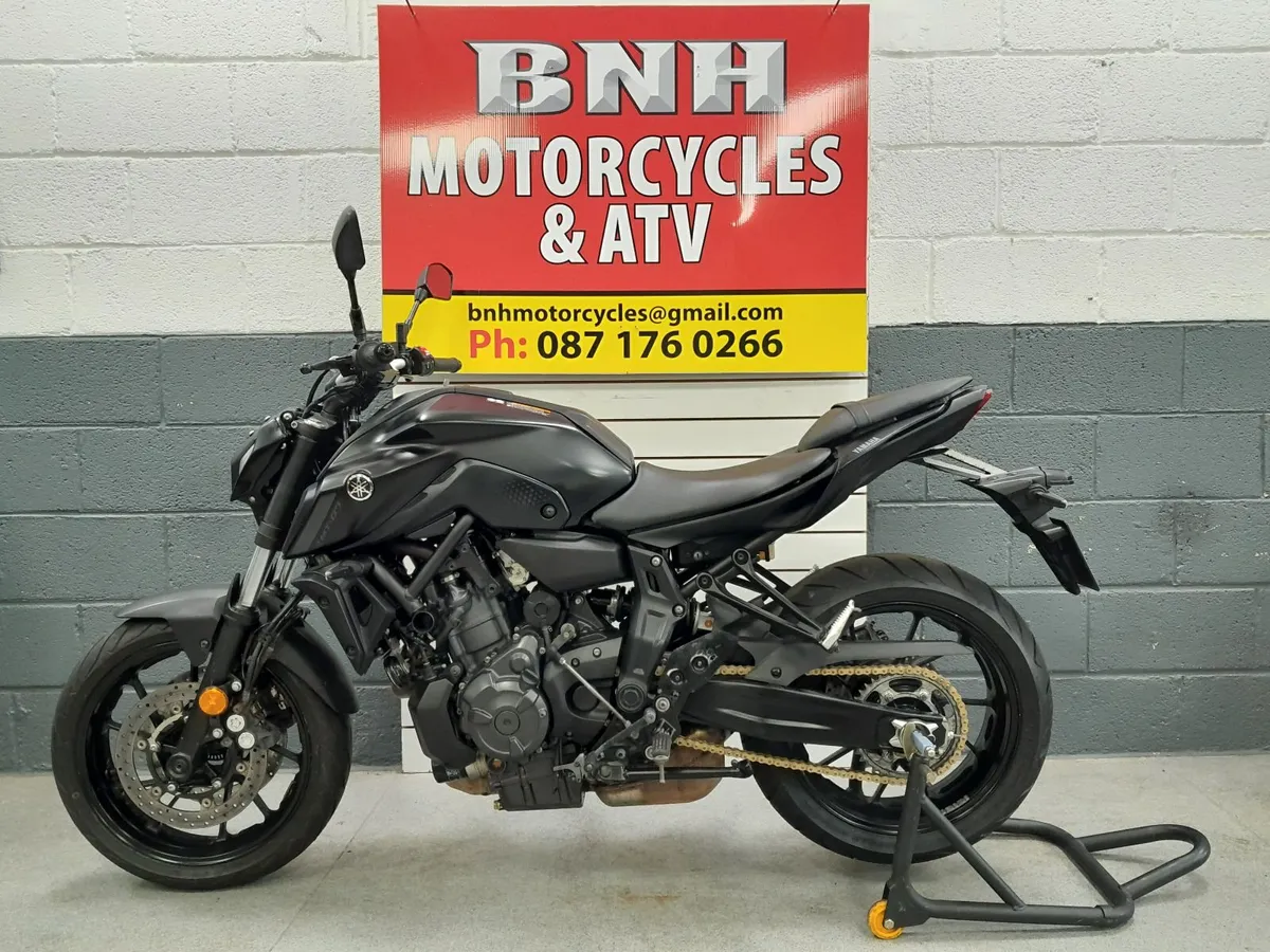 YAMAHA MT 07 - Image 2