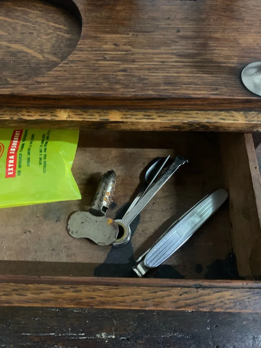 Victorian oak smokers companion. - Image 3