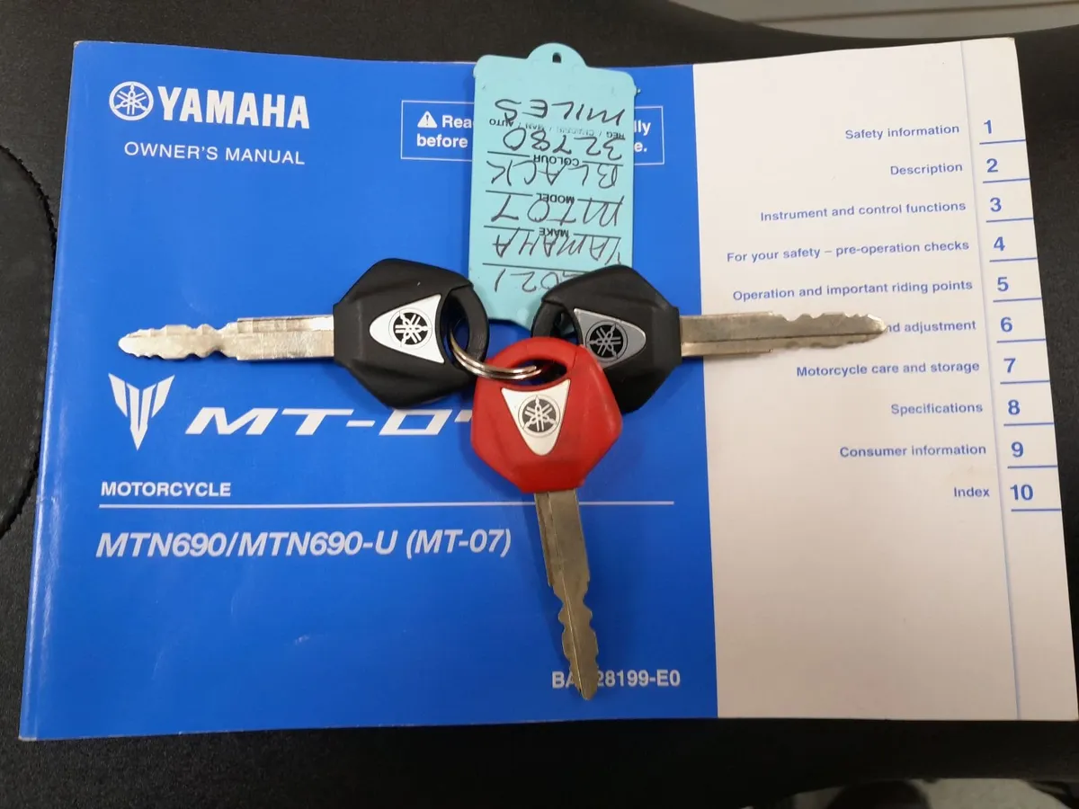YAMAHA MT 07 - Image 4