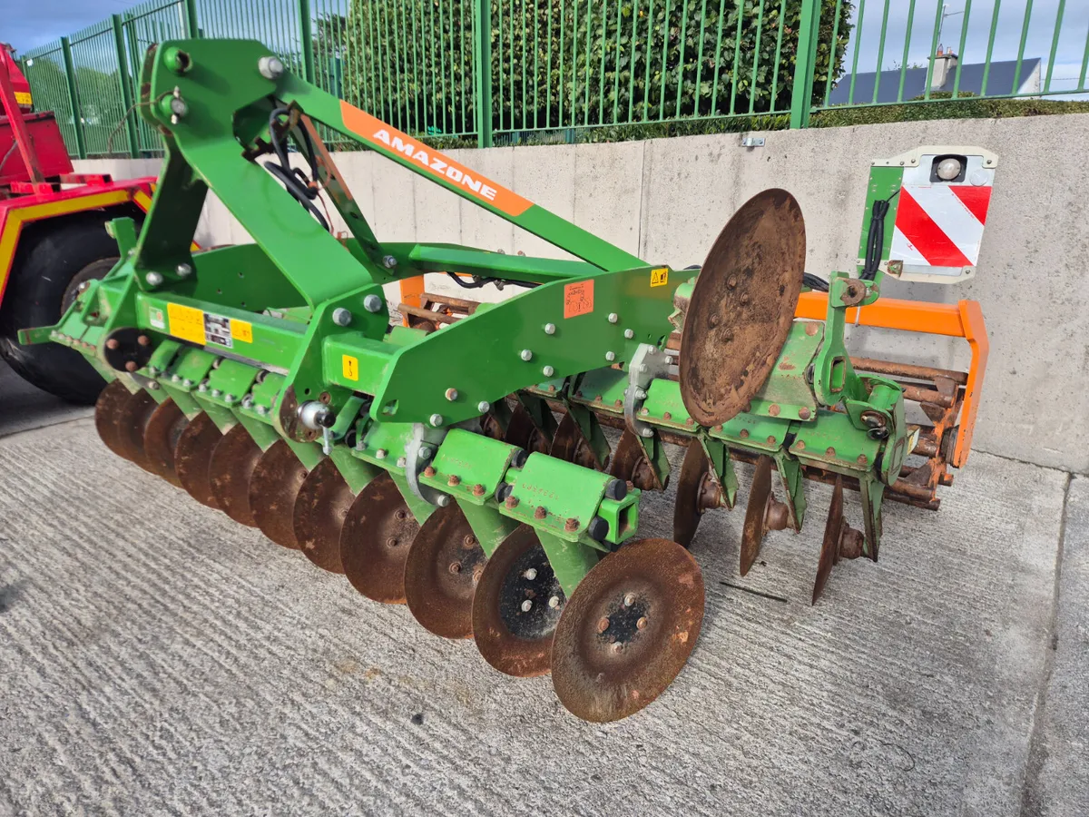 Amazone Catros 3003 - Image 1
