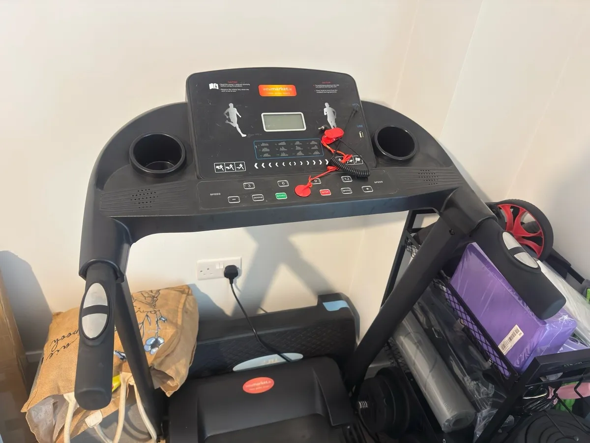GT-PRO 3000 Folding Treadmill - Excellent Conditio - Image 2