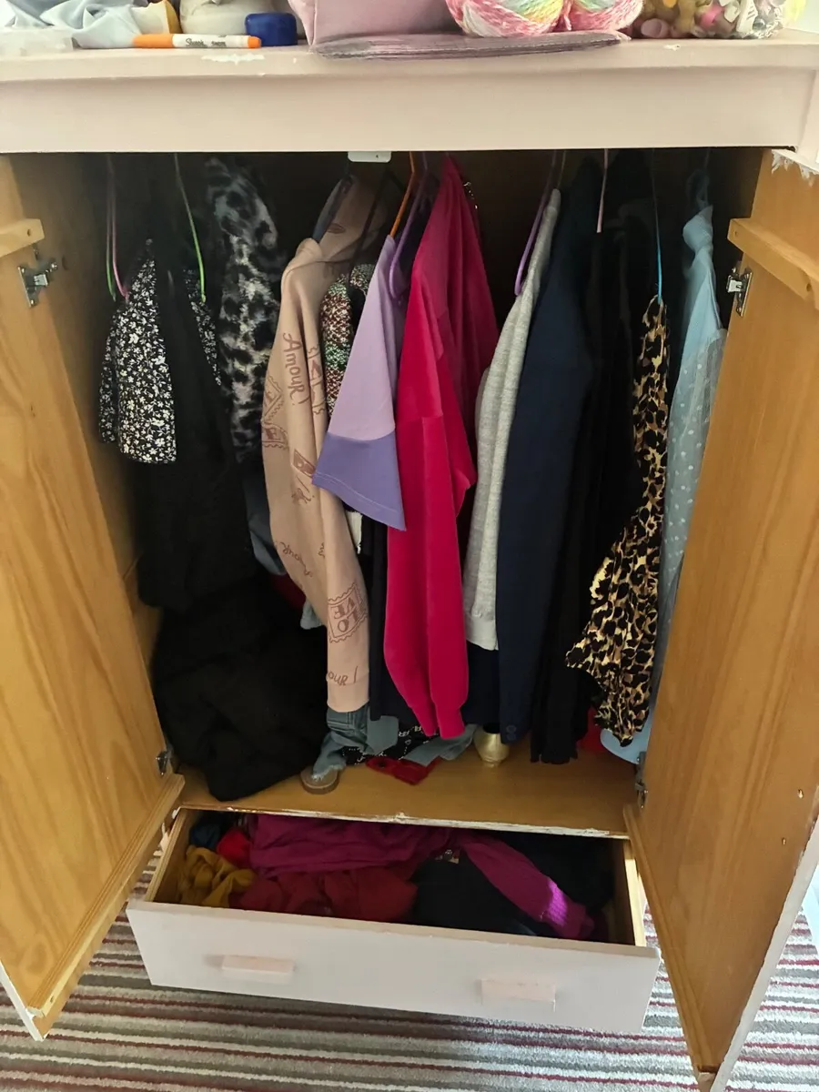Childs wardrobe - Image 3