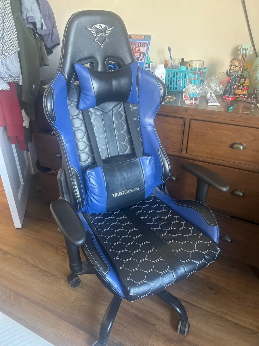 GXT Gaming chair - Image 1