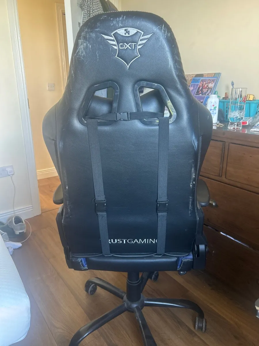 GXT Gaming chair - Image 2