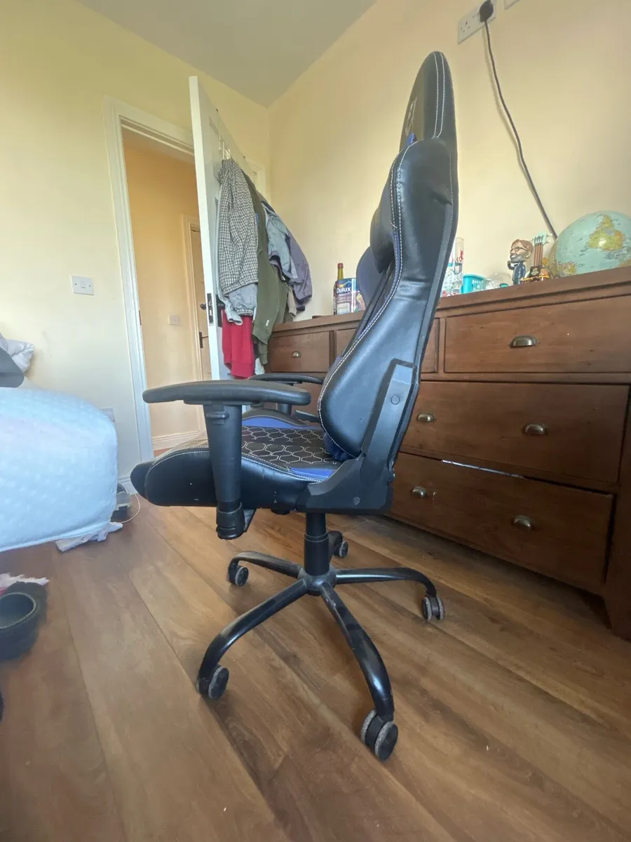 GXT Gaming chair - Image 3