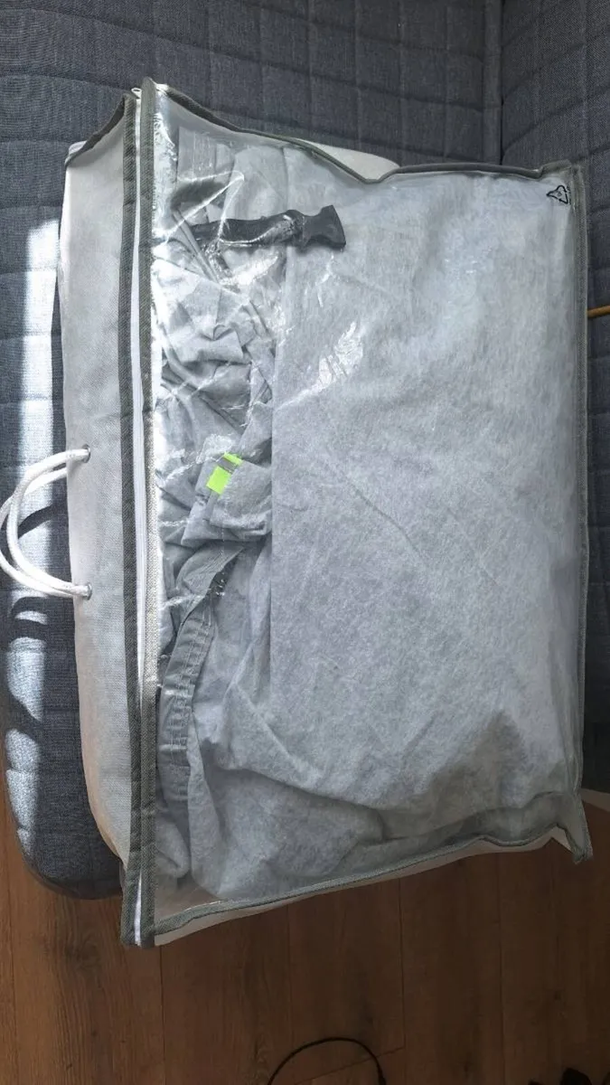 Car cover - Image 2