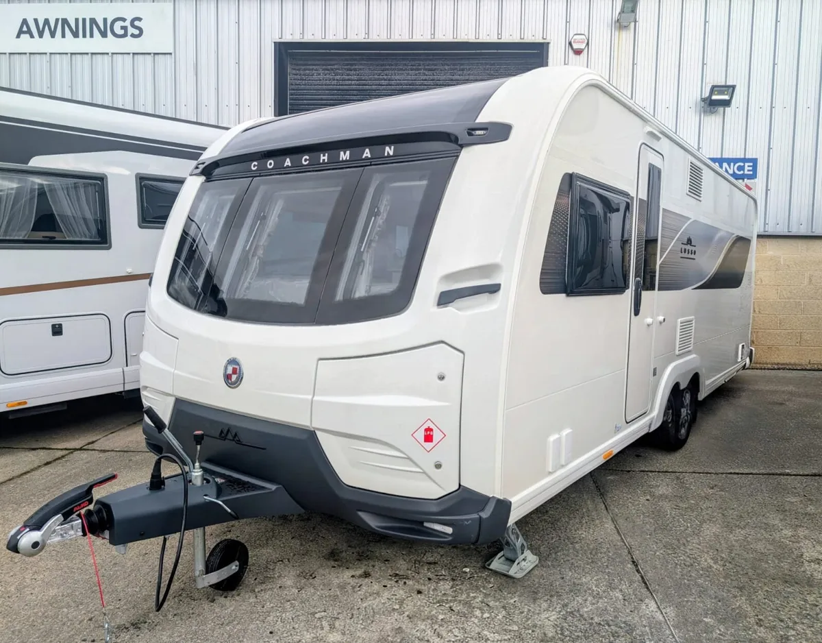 2027 COACHMAN LUSSO IV - Image 4