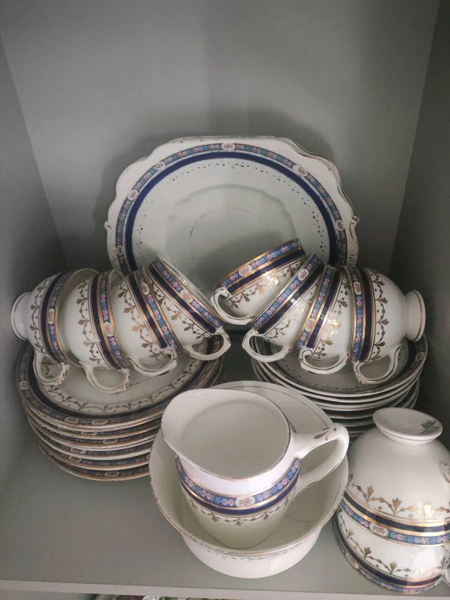 Vintage Tea Set - Image 1