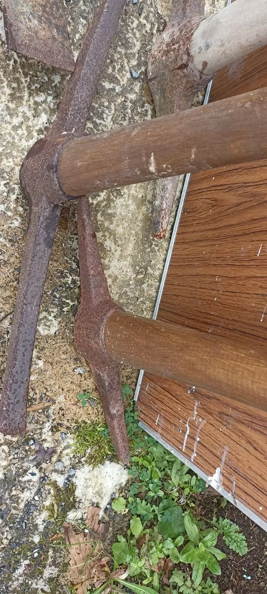 Pick Axes & Sledge Hammer - Image 2