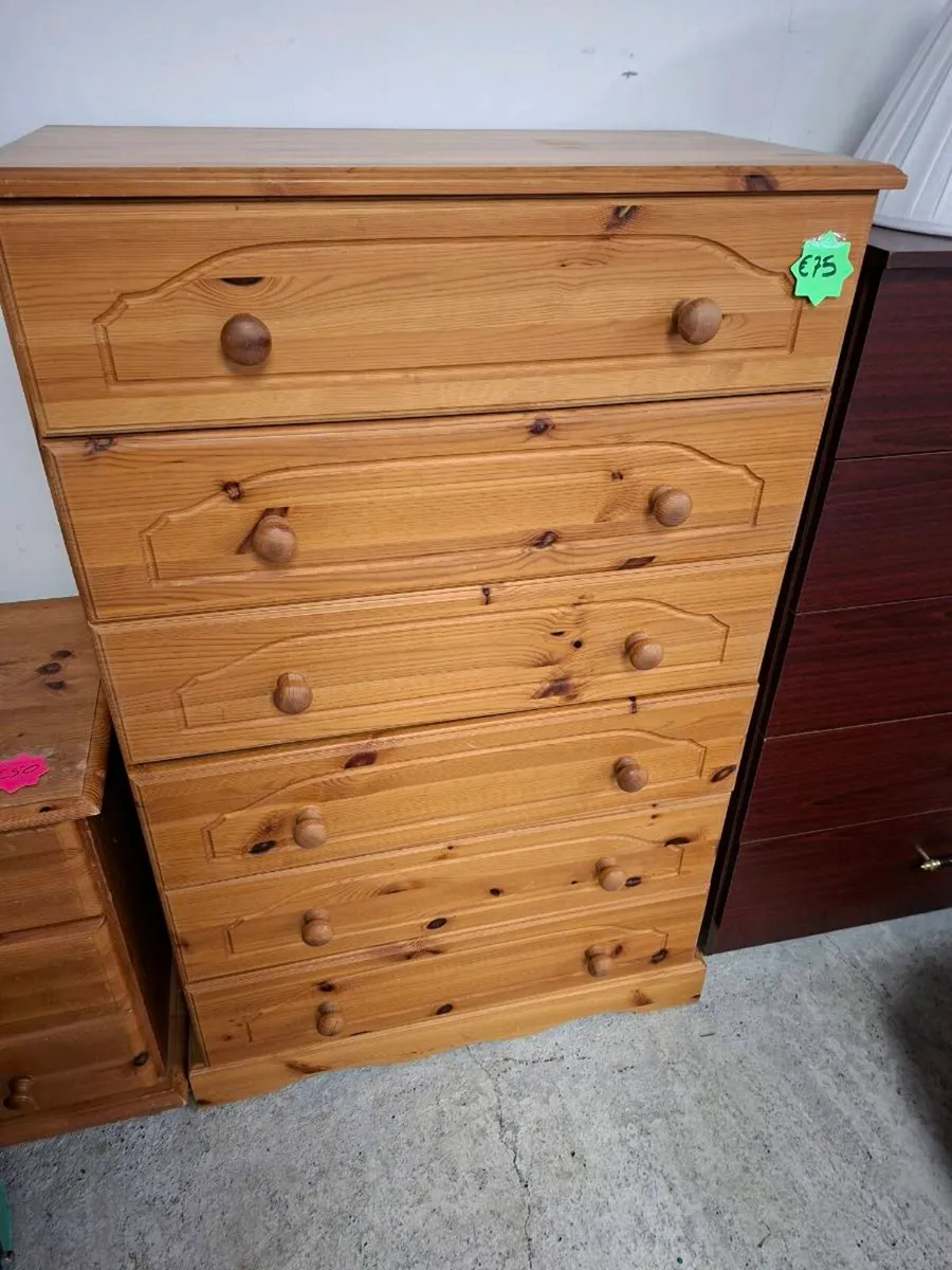 SOLID PINE 6 DRAWER CHEST OF DRAWERS - Image 1