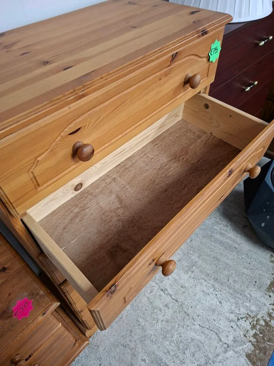SOLID PINE 6 DRAWER CHEST OF DRAWERS - Image 3