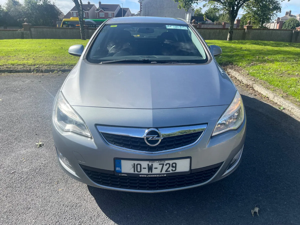 Opel Astra 1.4 petrol - Image 1