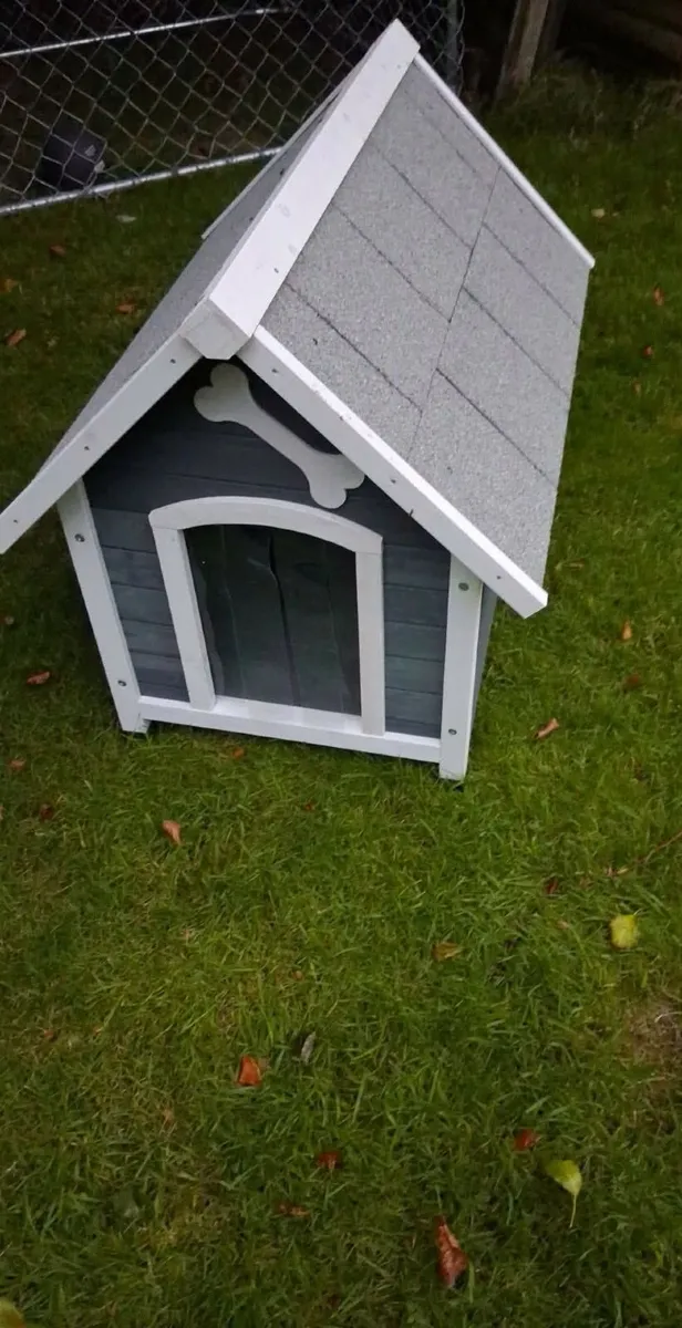 Dog run & Dog house - Image 2