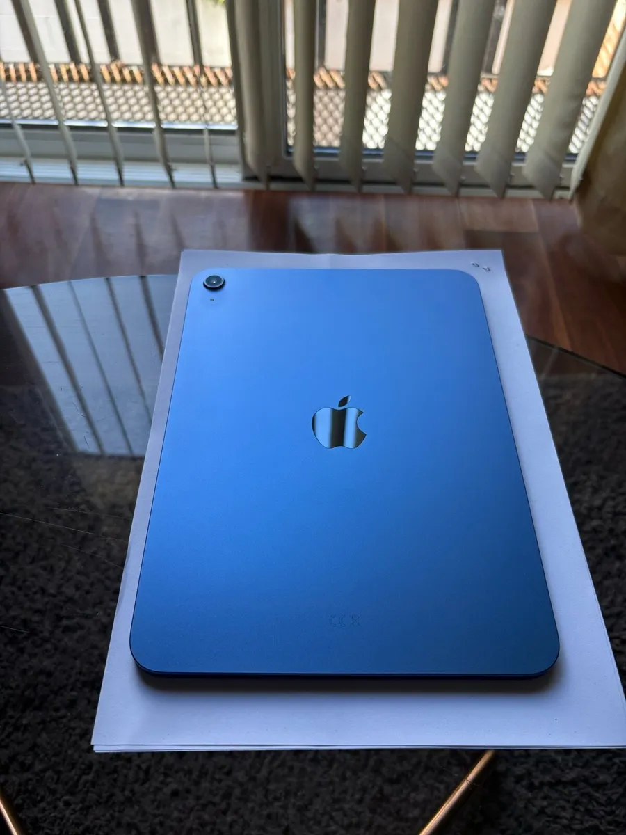 IPad a16 (2025) - Image 2