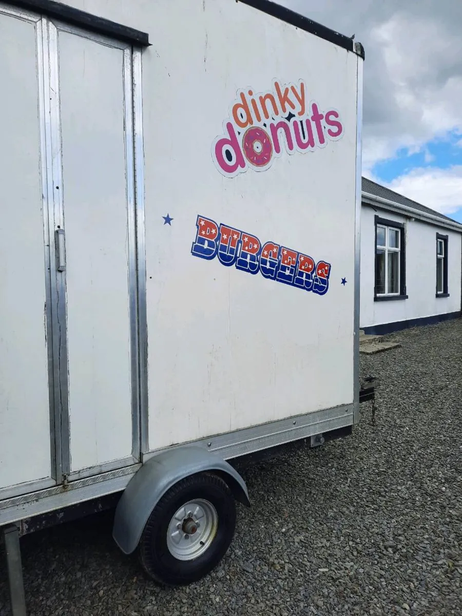 Catering  trailer - Image 2
