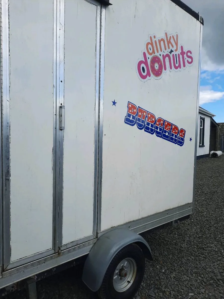 Catering  trailer - Image 3