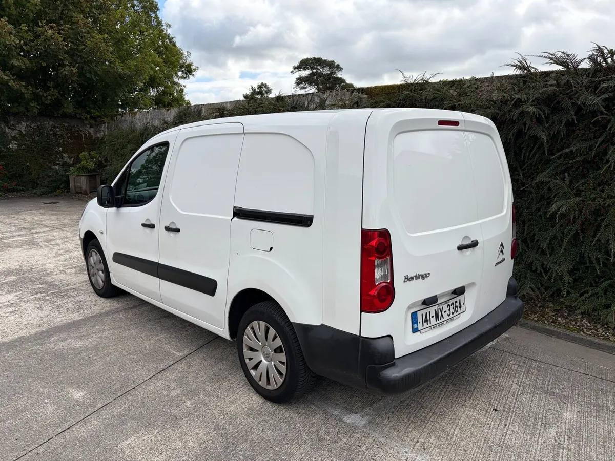 Citroen Berlingo 5 Seater - Image 3