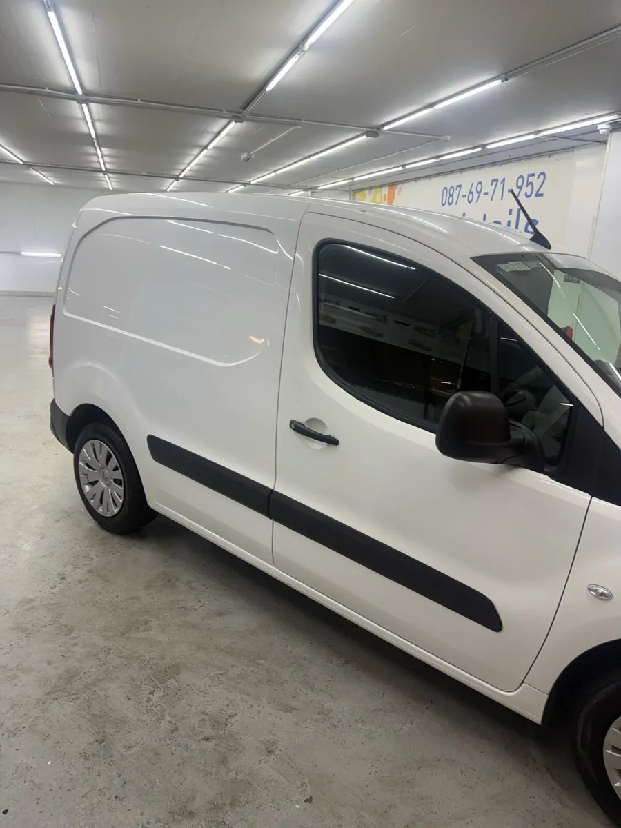 2015 (152) Citroën Berlingo Van - Image 3