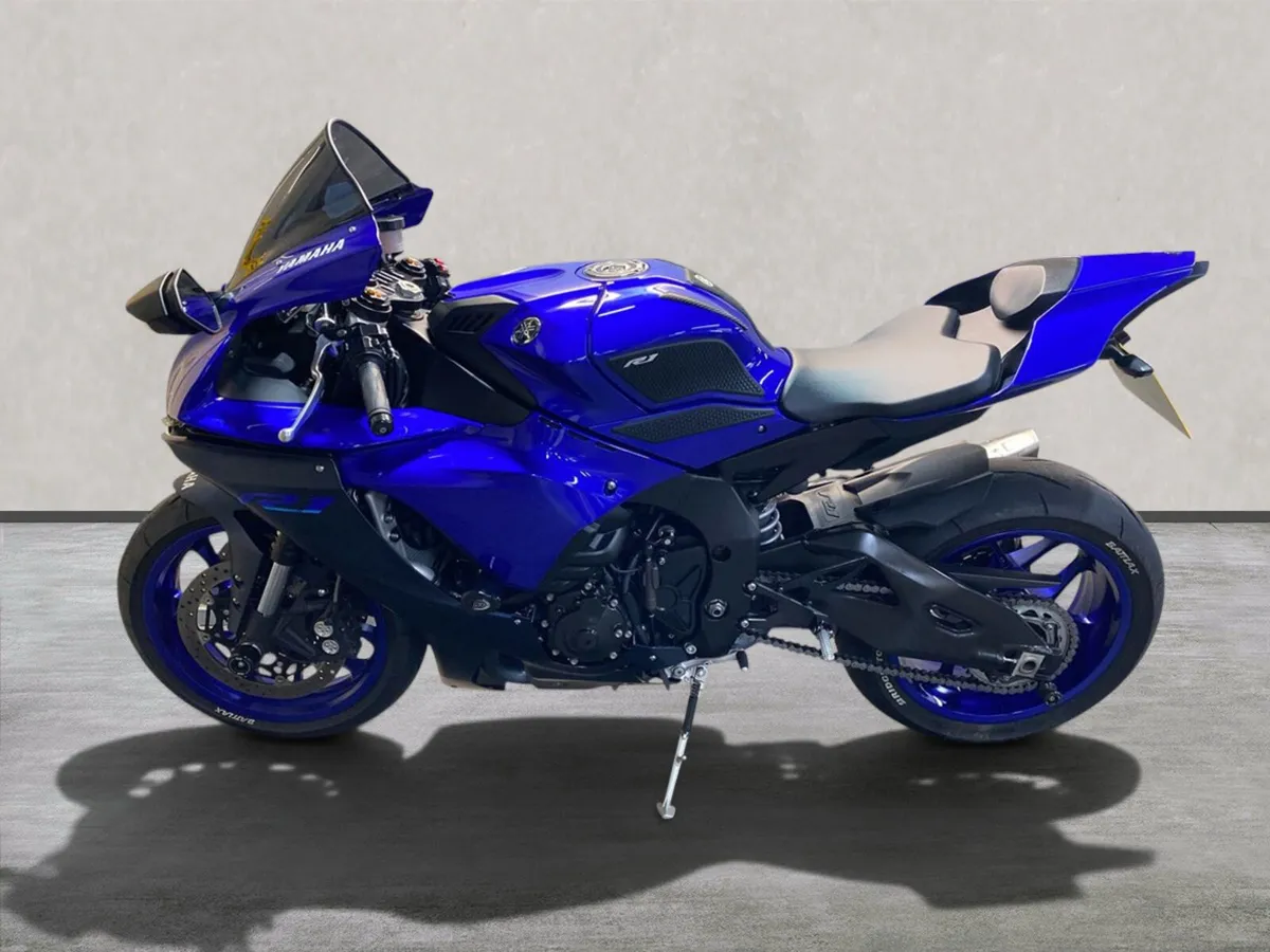 YAMAHA YZF R1 with Extras, NI Registered - Image 2